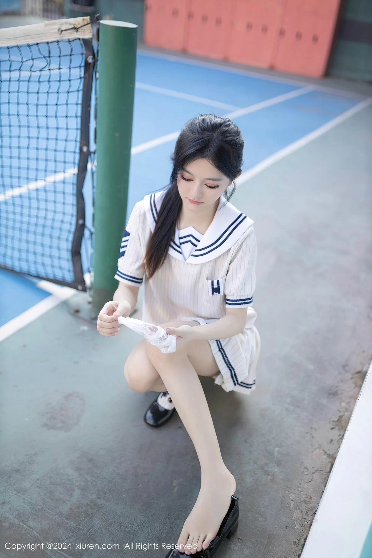 秀人集.com_[XiuRen秀人网]No.8280_模特幼幼性感白色学生短裙制服露白色内衣秀完美身材诱惑写真80P