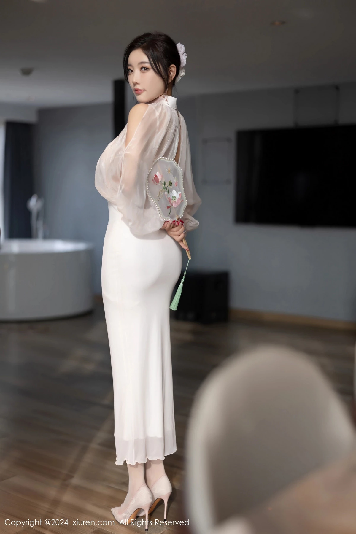 秀人集.com_[XiuRen秀人网]No.8294_女神杨晨晨Yome浅粉色情趣内衣配浅粉丝袜秀完美身材诱惑写真80P