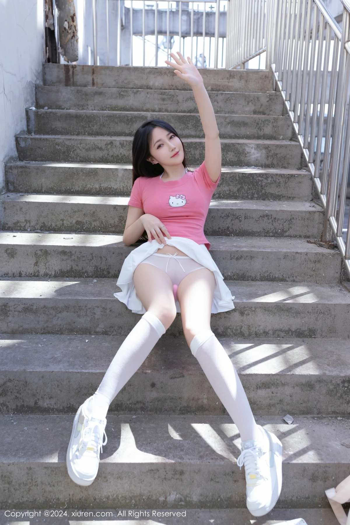 秀人集.com_[XiuRen秀人网]No.8457_模特鱼子酱Fish粉色上衣配白色短裙露性感白色内衣完美诱惑写真80P