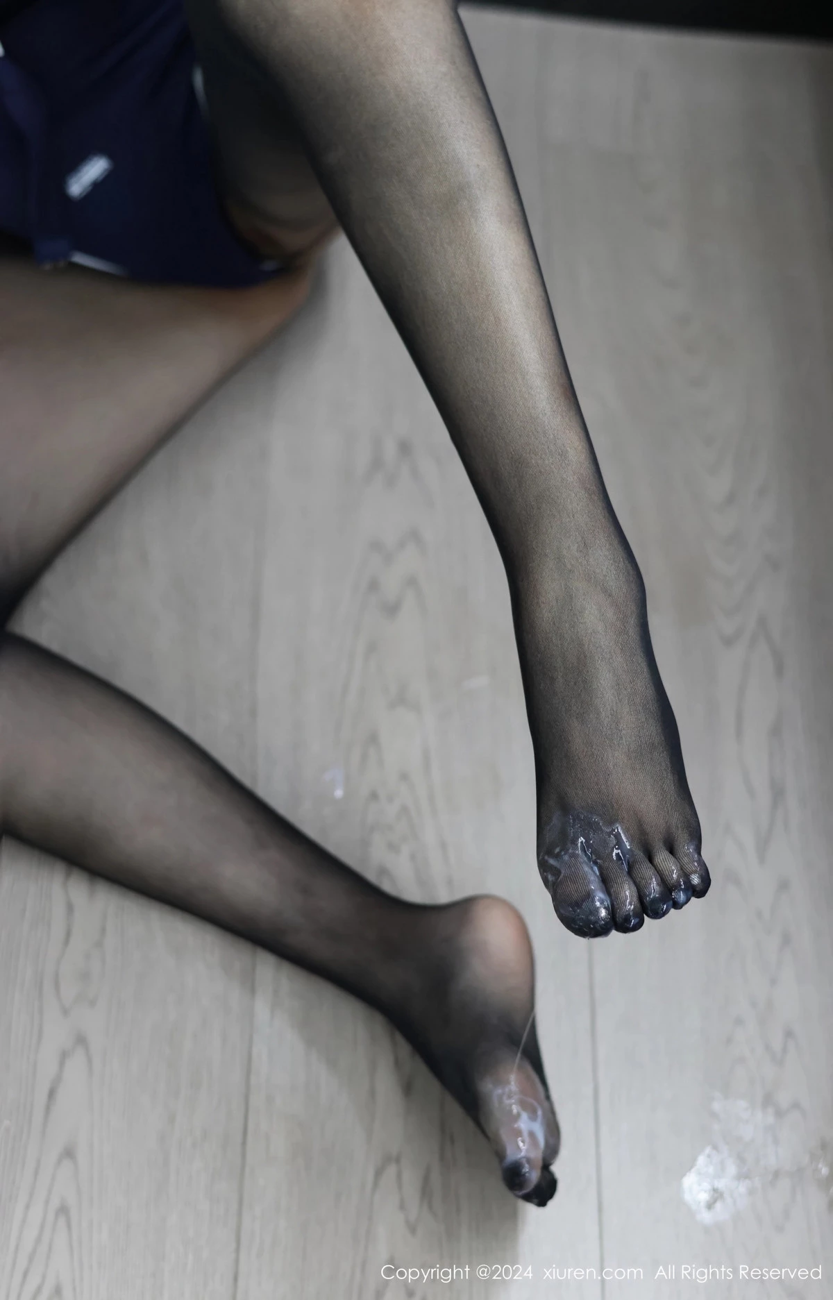 秀人集.com_[XiuRen秀人网]No.8432_模特小薯条nienie性感蓝色连体衣配超薄黑丝秀曼妙身姿诱惑写真84P