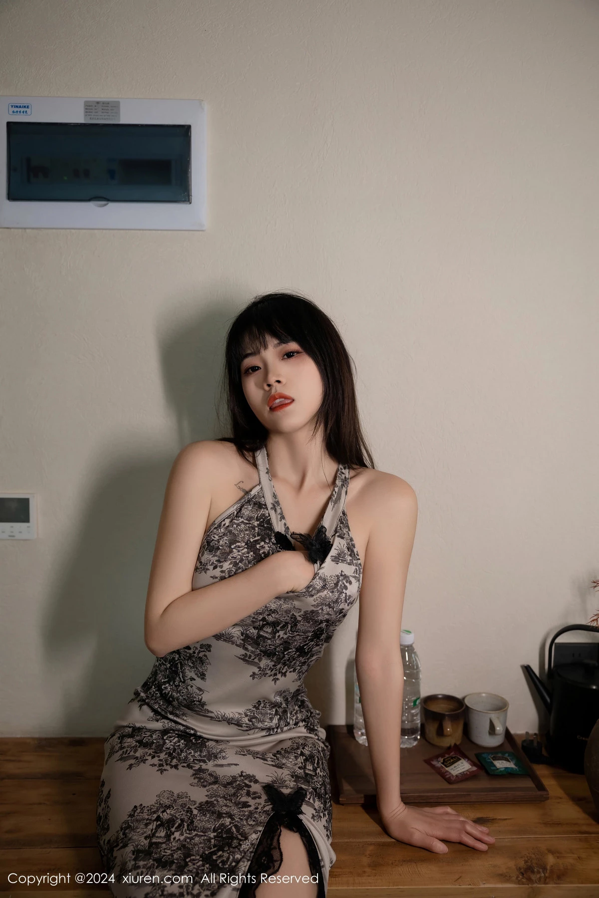 秀人集.com_[XiuRen秀人网]No.8434_模特唐安诺性感带图案连衣短裙露黑色内衣秀曼妙身姿诱惑写真59P