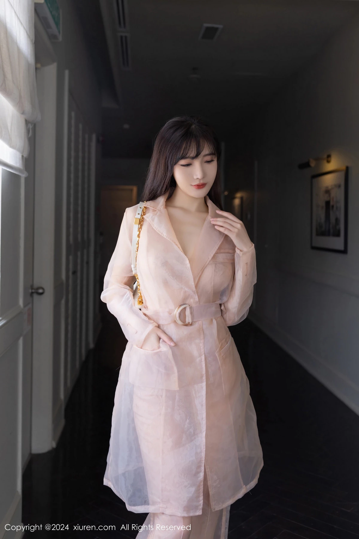 秀人集.com_[XiuRen秀人网]No.8509_模特陆萱萱私房性感浅粉色透视西装半脱秀曼妙身材迷人诱惑写真80P