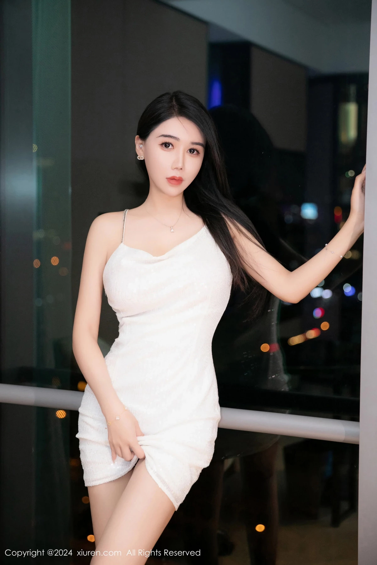 秀人集.com_[XiuRen秀人网]No.8529_模特李若汐性感白色连衣短裙露黑色情趣内衣秀惹火身材诱惑写真91P