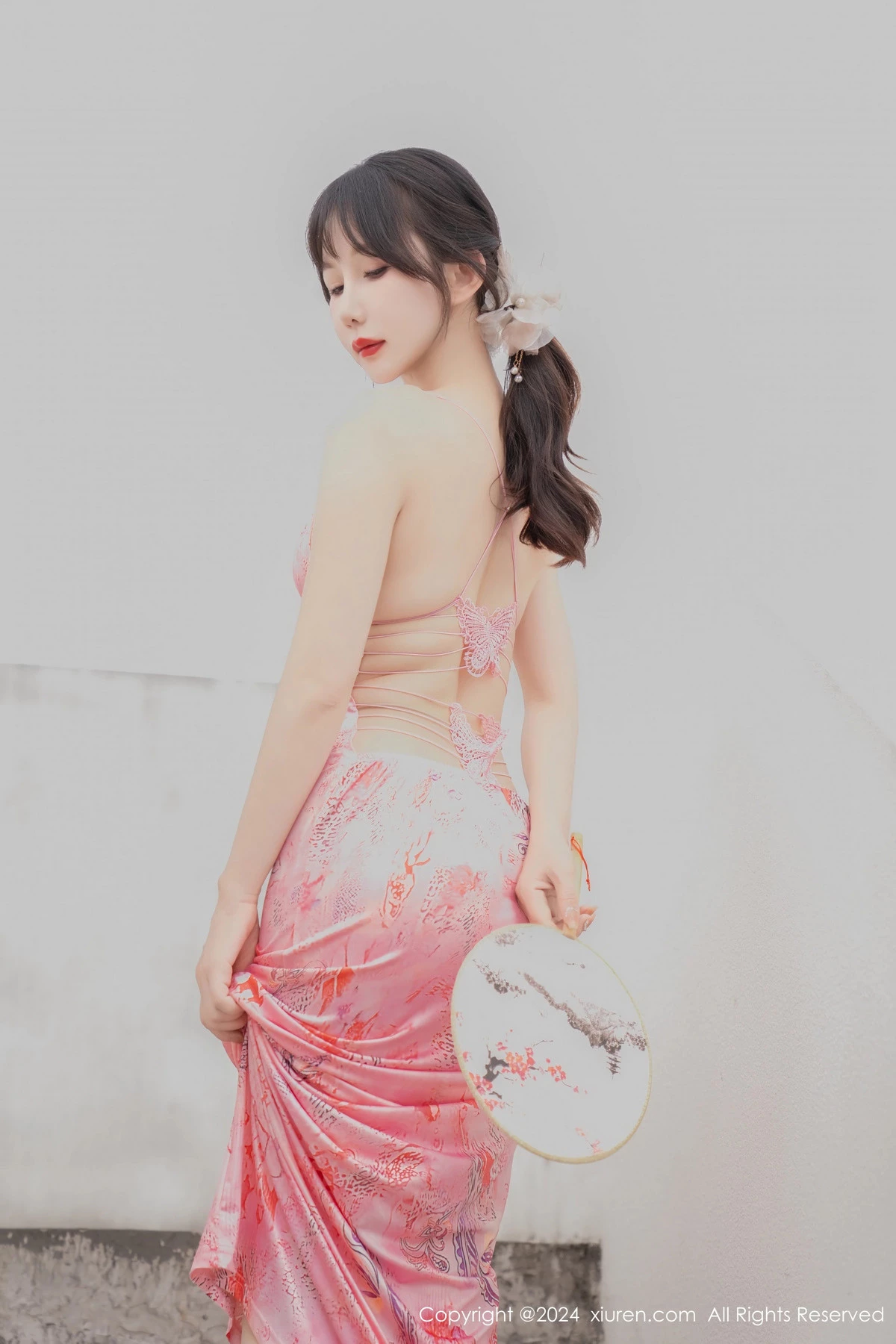 秀人集.com_[XiuRen秀人网]No.8535_模特波巧酱性感粉色露背连衣裙配开档肉丝秀曼妙身姿诱惑写真80P