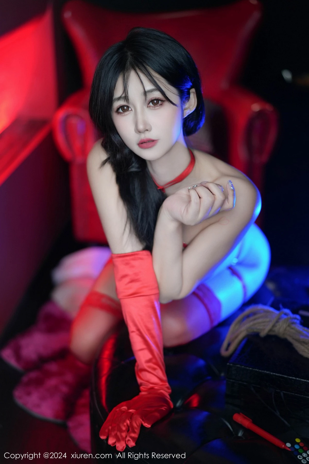 秀人集.com_[XiuRen秀人网]No.8555_模特laura阿姣性感红色情趣内衣配红色丝袜秀曼妙身姿诱惑写真95P