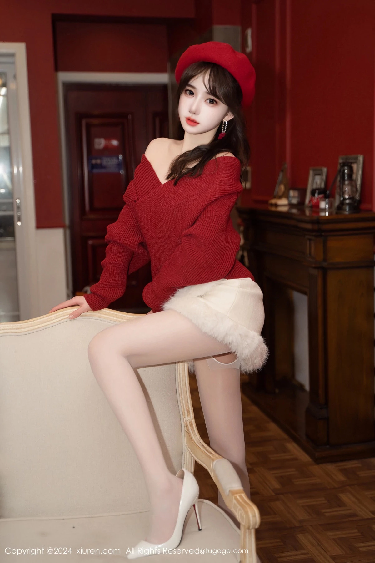 秀人集.com_[XiuRen秀人网]No.8551_模特林月月私房性感红色毛衣配开档肉丝秀柔美身姿完美诱惑写真81P