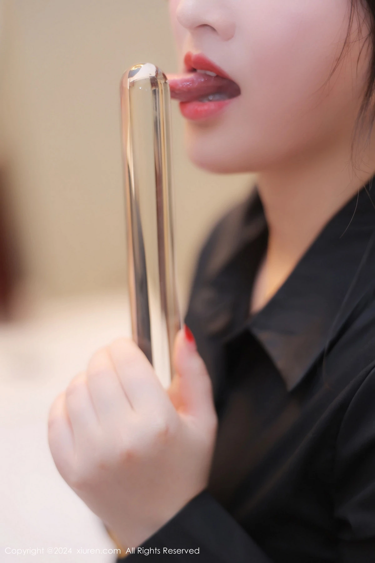 秀人集.com_[XiuRen秀人网]No.8569_模特诗诗kiki性感黑色OL服饰露红色内衣秀丰腴身材撩人诱惑写真83P