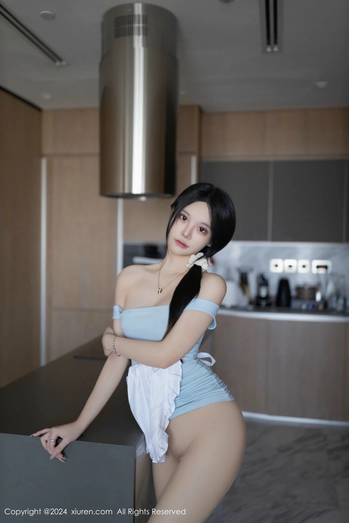 秀人集.com_[XiuRen秀人网]No.8597_模特幼幼性感浅蓝色连衣短裙配超薄肉丝秀完美身材迷人诱惑写真80P