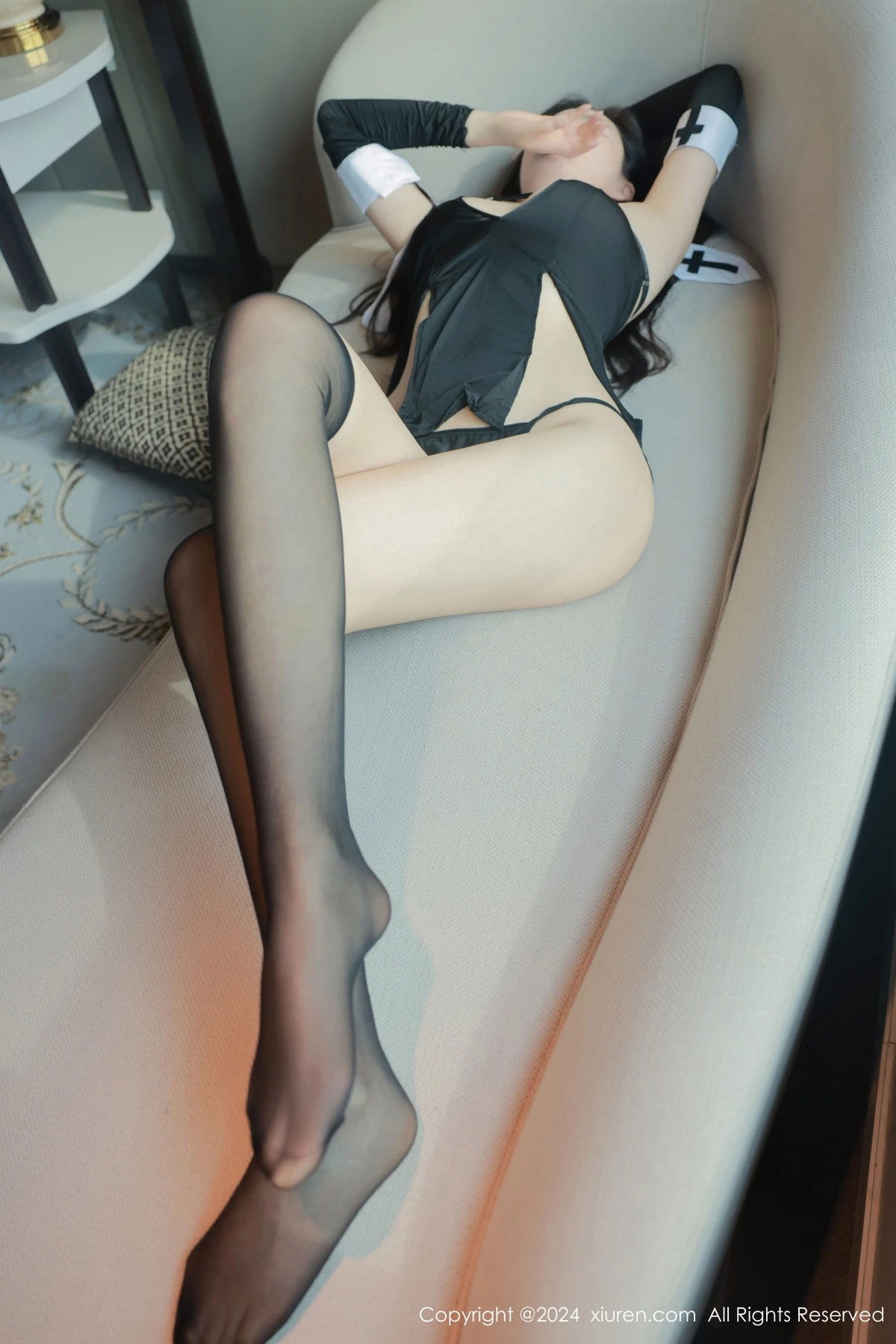 秀人集.com_[XiuRen秀人网]No.8614_模特雪糕CiCi性感修女服饰配黑色丝袜露丁字裤秀翘臀诱惑写真80P