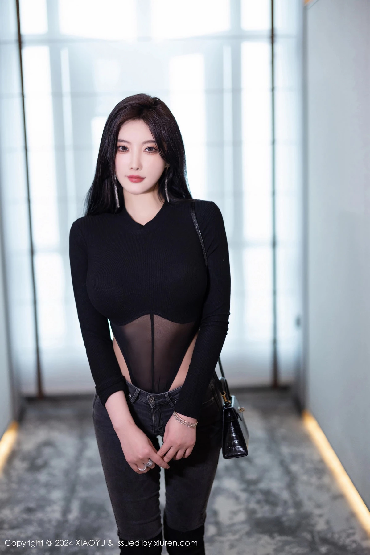 秀人集.com_[XiaoYu画语界]Vol.1243_女神杨晨晨Yome性感黑色网状服饰配黑长靴秀丰腴身材诱惑写真81P