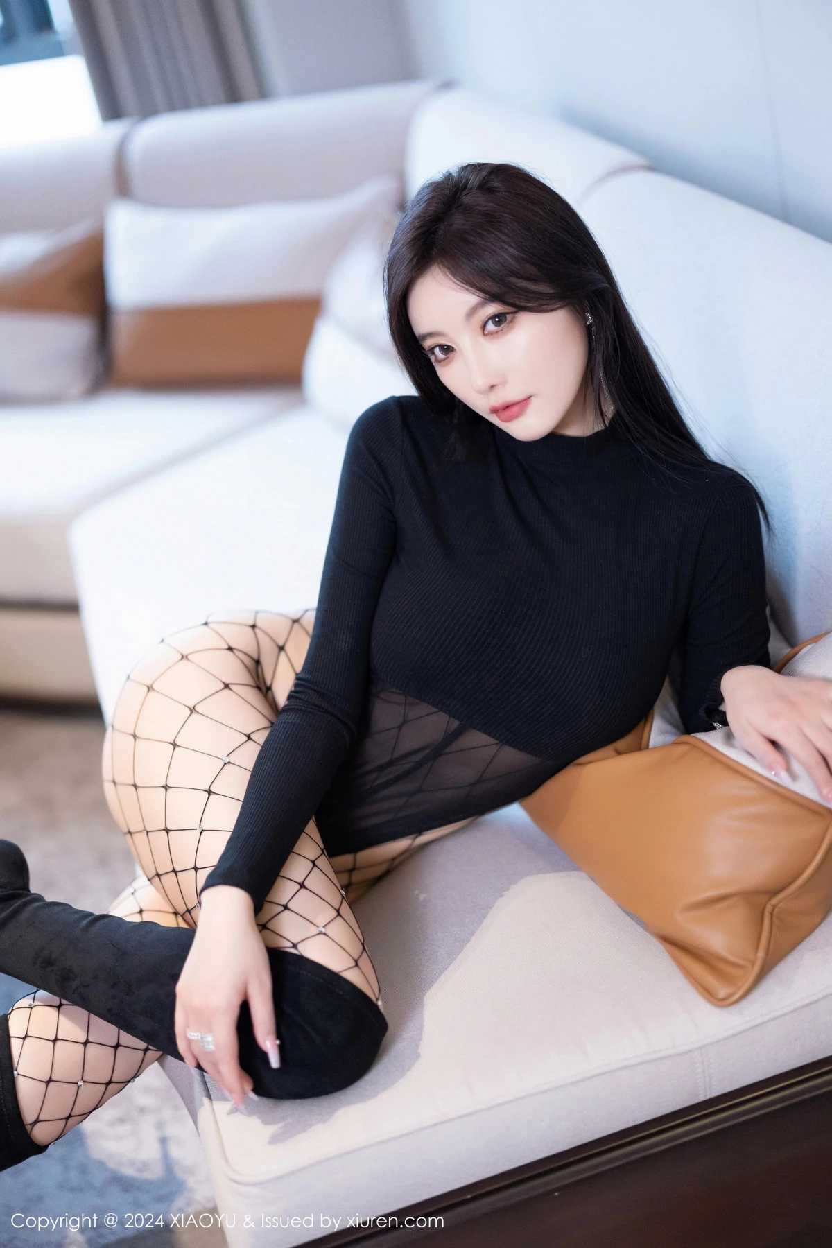 秀人集.com_[XiaoYu画语界]Vol.1243_女神杨晨晨Yome性感黑色网状服饰配黑长靴秀丰腴身材诱惑写真81P