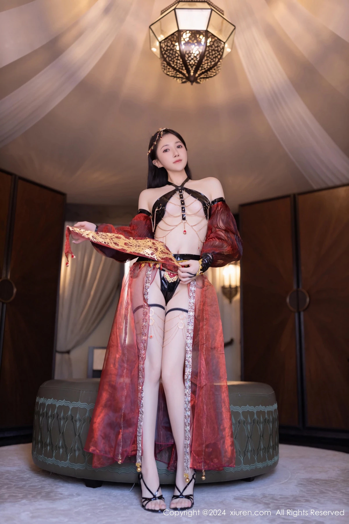 秀人集.com_[XiuRen秀人网]No.8778_模特鱼子酱Fish性感舞娘薄纱露黑色情趣内衣秀完美身材诱惑写真80P