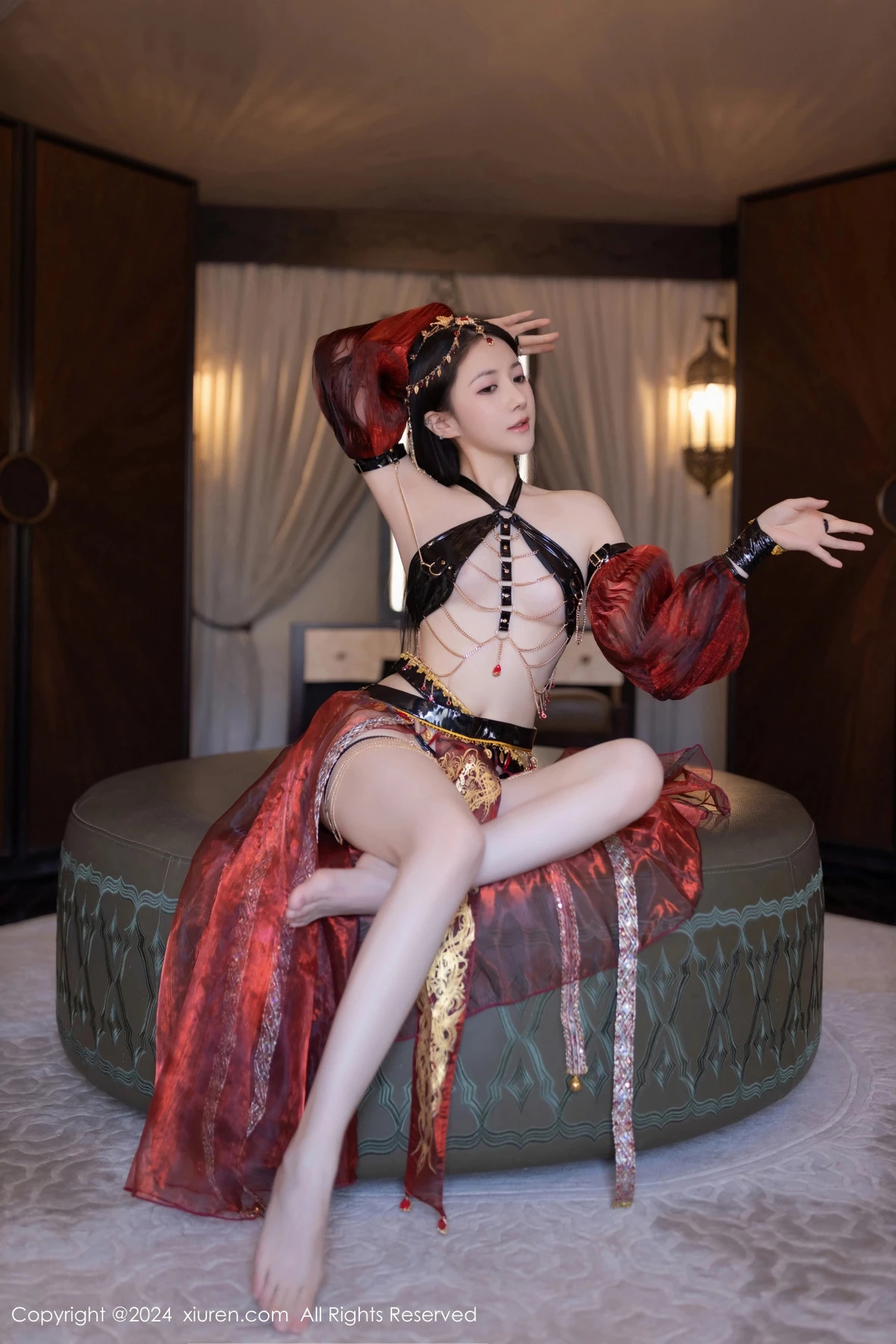 秀人集.com_[XiuRen秀人网]No.8778_模特鱼子酱Fish性感舞娘薄纱露黑色情趣内衣秀完美身材诱惑写真80P