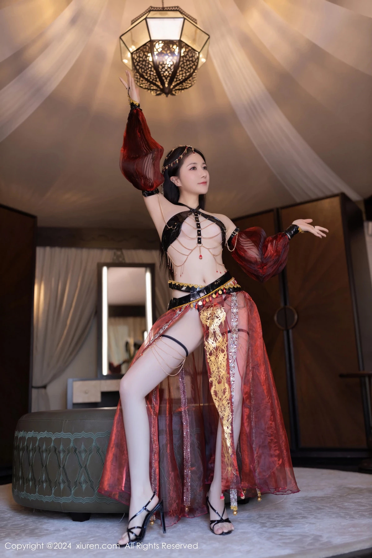 秀人集.com_[XiuRen秀人网]No.8778_模特鱼子酱Fish性感舞娘薄纱露黑色情趣内衣秀完美身材诱惑写真80P