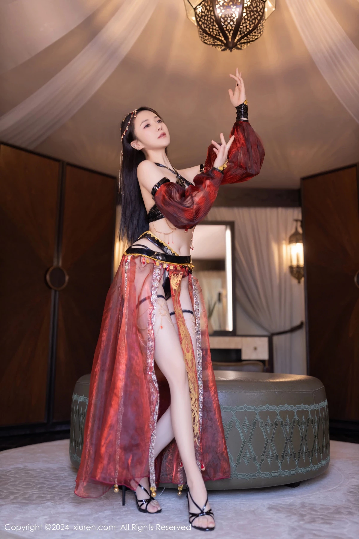 秀人集.com_[XiuRen秀人网]No.8778_模特鱼子酱Fish性感舞娘薄纱露黑色情趣内衣秀完美身材诱惑写真80P