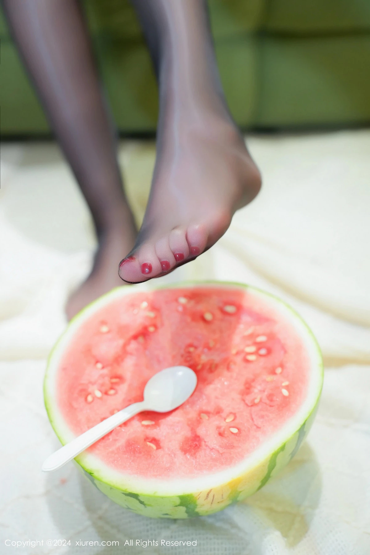 秀人集.com_[XiuRen秀人网]No.8783_模特小波多性感黑白女仆服饰配超薄黑丝秀凹凸身材撩人诱惑写真60P