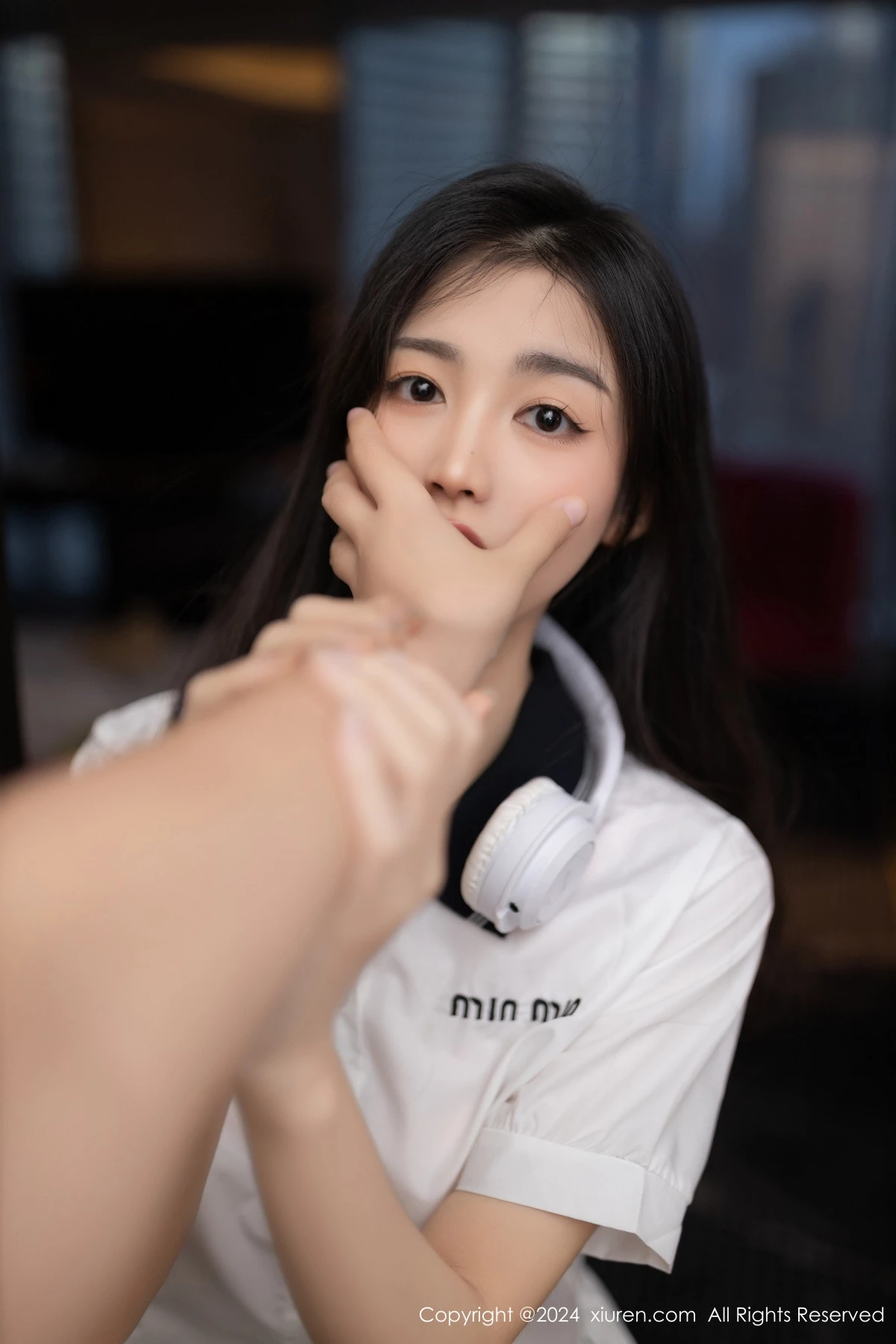 秀人集.com_[XiuRen秀人网]No.8793_模特鱼尾fish性感白色短裙套装露粉色内衣秀曼妙身姿迷人写真80P