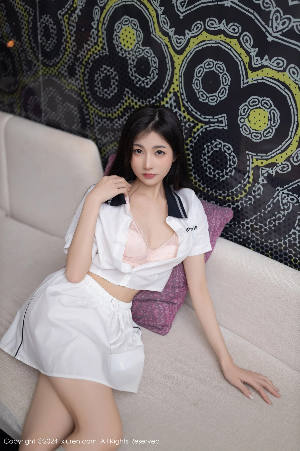 秀人集.com_[XiuRen秀人网]No.8793_模特鱼尾fish性感白色短裙套装露粉色内衣秀曼妙身姿迷人写真80P