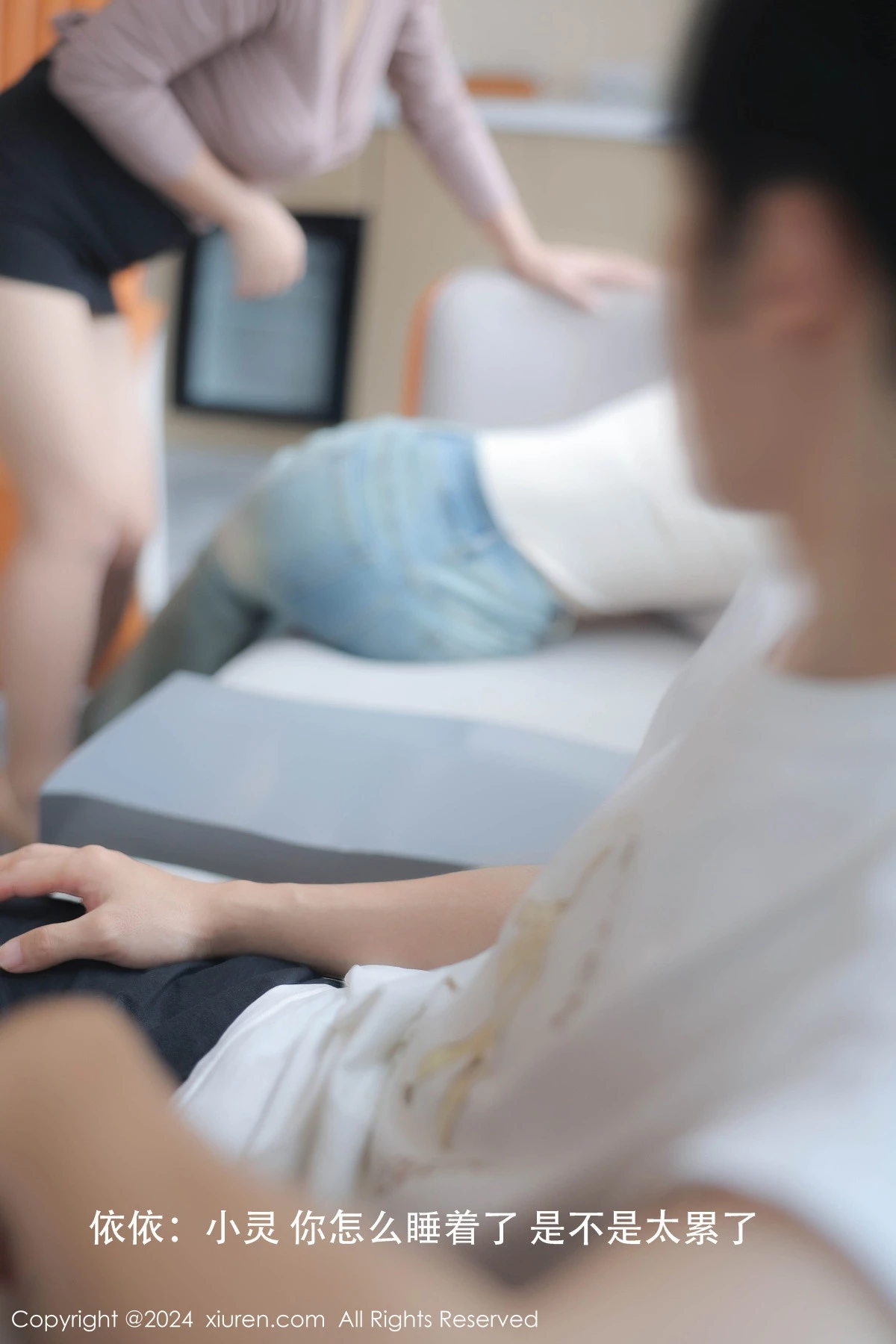 秀人集.com_[XiuRen秀人网]No.8798_模特金小依性感浅粉上衣配黑短裙露超薄肉丝秀惹火身材诱惑写真76P