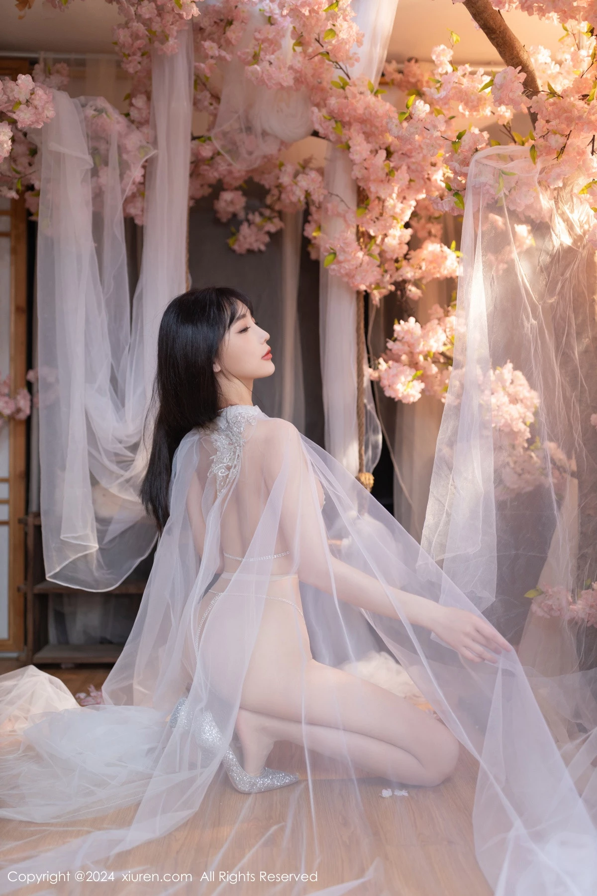 秀人集.com_[XiuRen秀人网]No.8807_模特陆萱萱性感白色轻透网纱配白色珍珠内衣秀惹火身材诱惑写真80P
