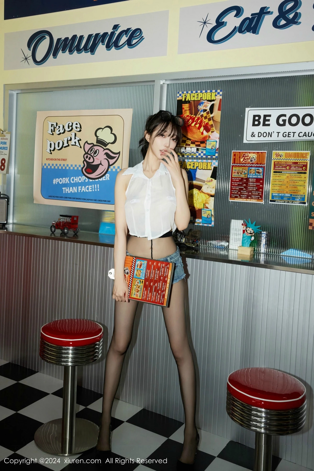 秀人集.com_[XiuRen秀人网]No.8811_模特玥儿玥er性感蓝色超短牛仔裤配超薄黑丝秀曼妙身姿诱惑写真74P