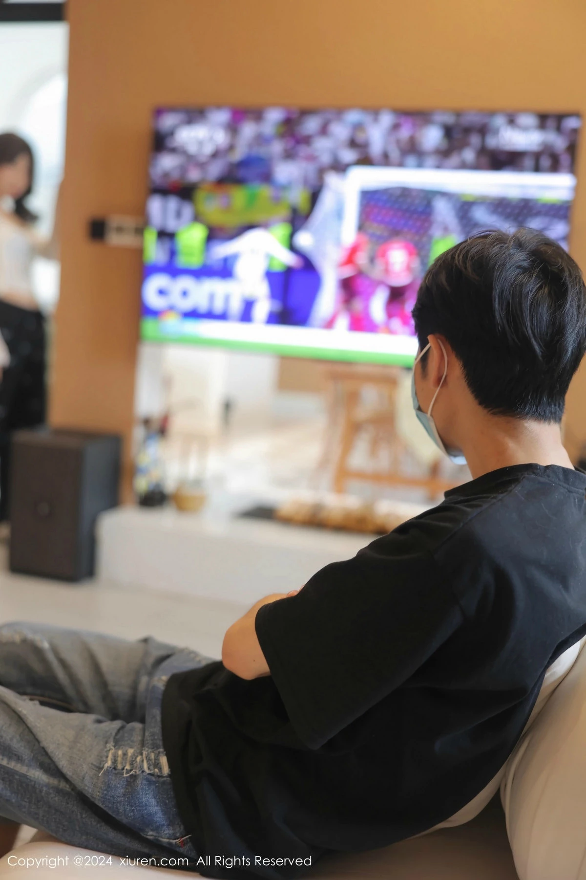 秀人集.com_[XiuRen秀人网]No.8812_模特桃妖夭欧洲杯主题白色球服配白丝袜秀曼妙身姿撩人诱惑写真90P