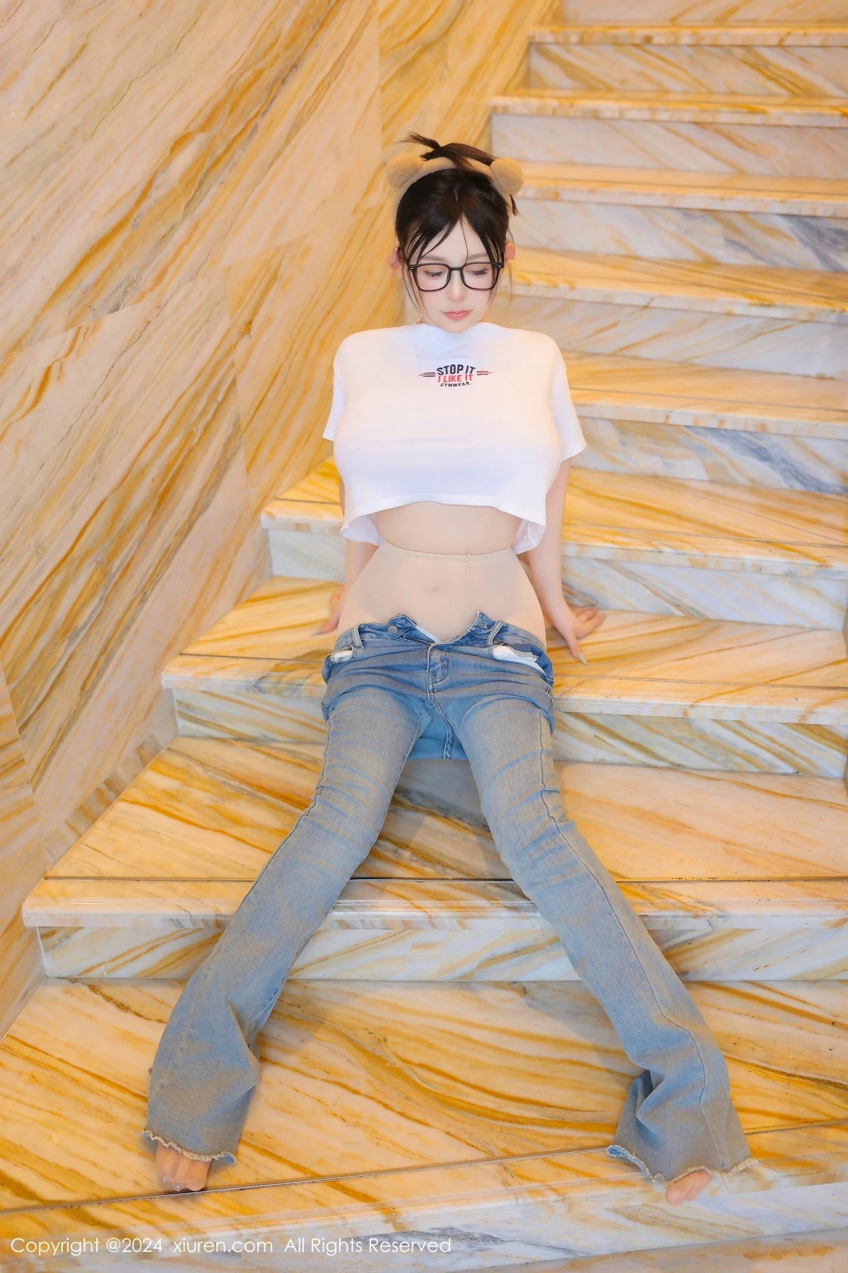 秀人集.com_[XiuRen秀人网]No.8809_模特娜娜子yy性感白T配牛仔裤露超薄肉丝秀丰满身材惹火诱惑写真80P