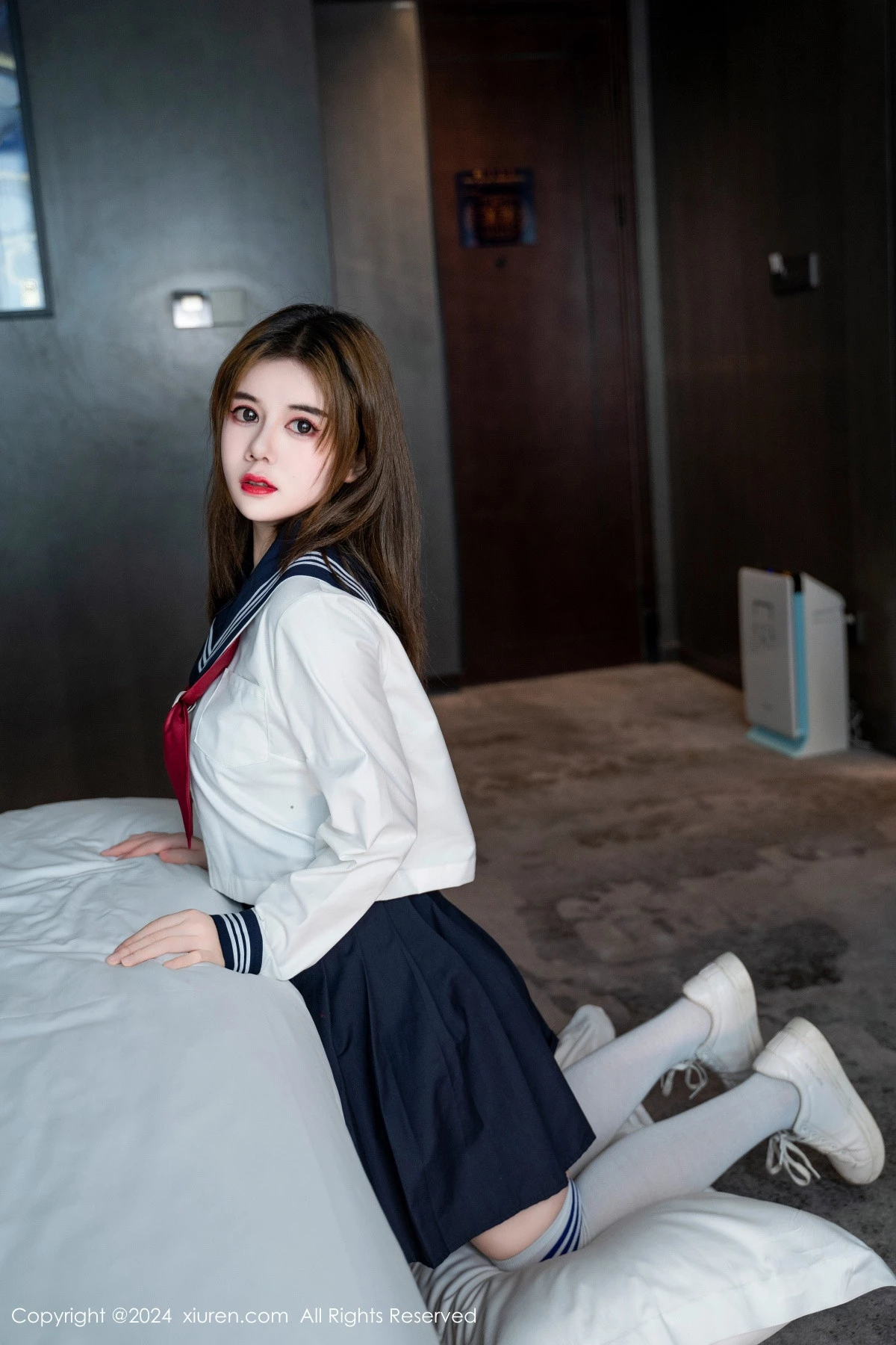 秀人集.com_[XiuRen秀人网]No.8819_新人模特凌彩烟私房浴缸性感学生服饰半脱秀丰满身材诱惑写真86P