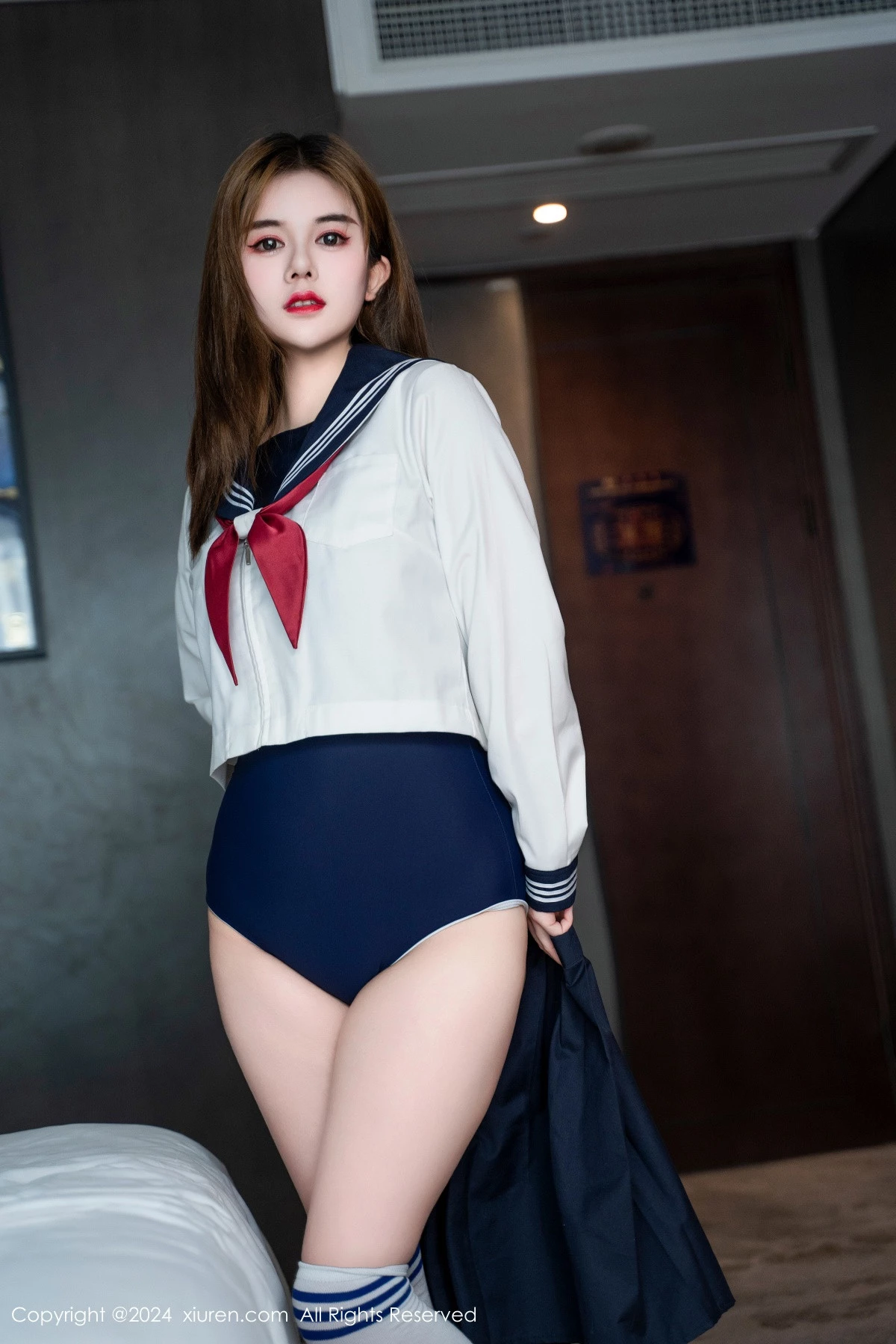 秀人集.com_[XiuRen秀人网]No.8819_新人模特凌彩烟私房浴缸性感学生服饰半脱秀丰满身材诱惑写真86P