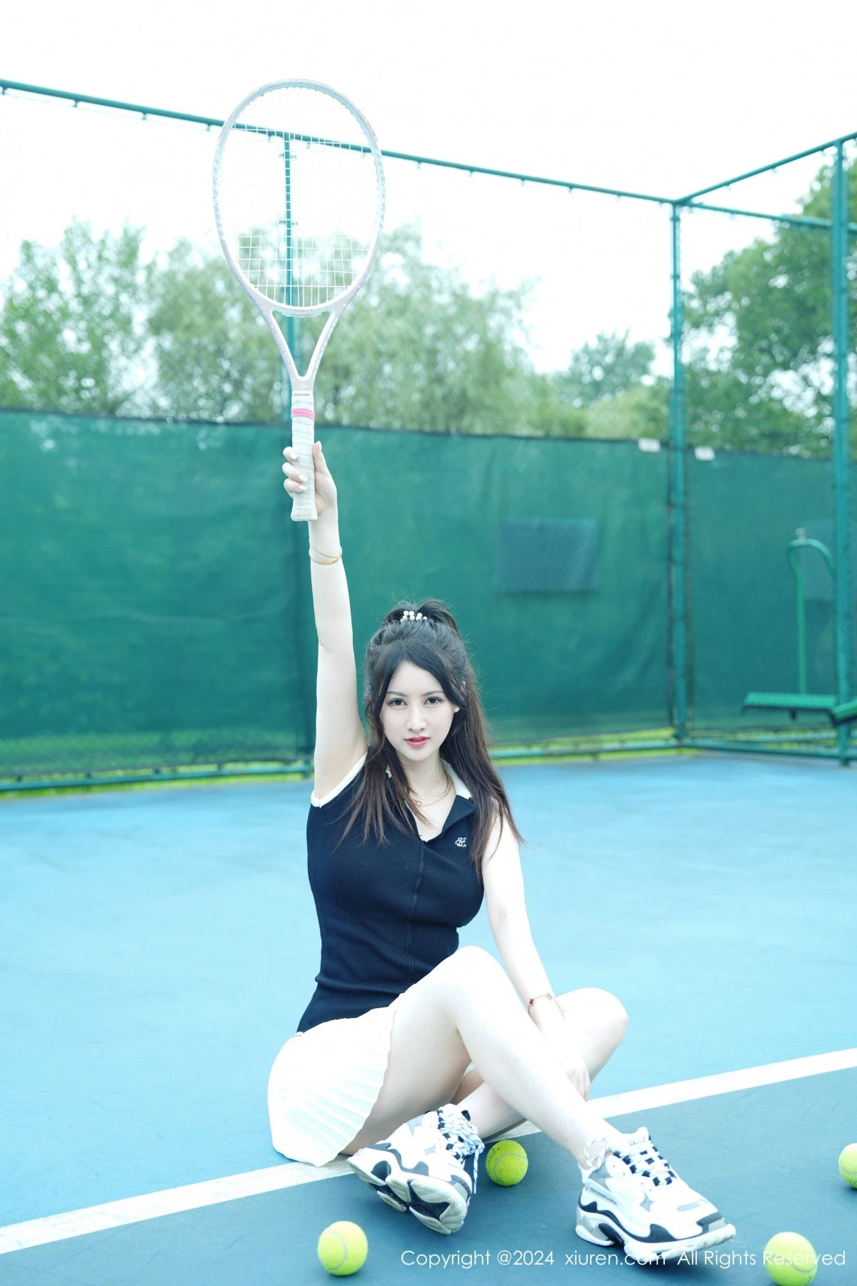 秀人集.com_[XiuRen秀人网]No.8821_模特诗诗kiki户外性感运动装露粉色内衣秀丰腴身姿惹火诱惑写真74P