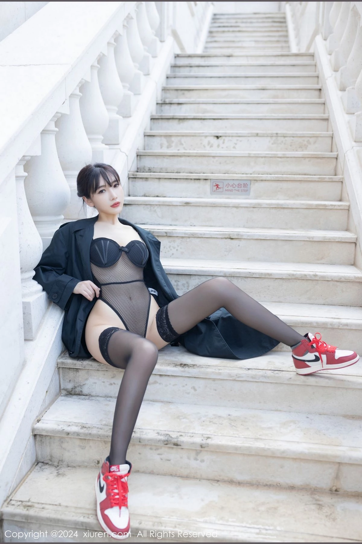 秀人集.com_[XiuRen秀人网]No.8844_模特陆萱萱性感黑色蕾丝情趣服饰配黑丝袜秀柔美身姿诱惑写真80P