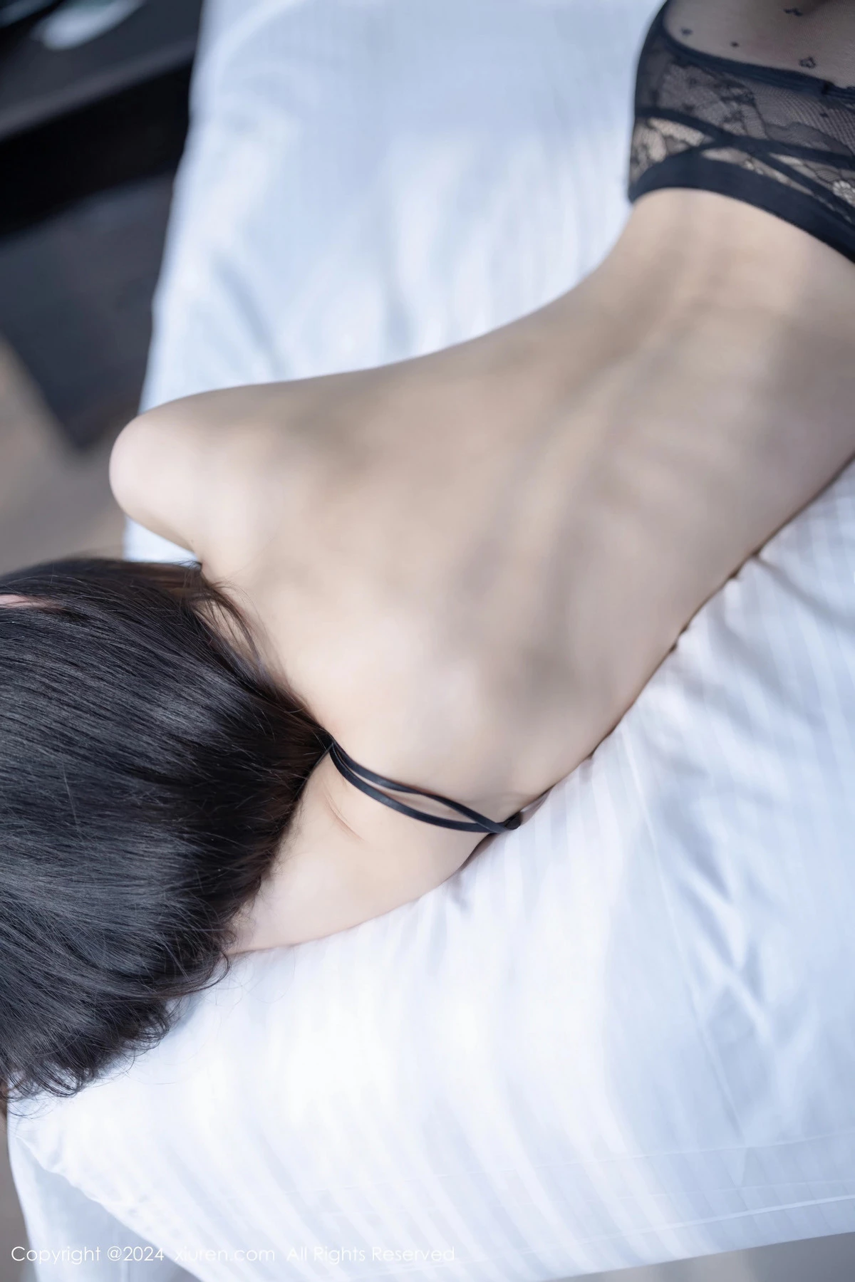 秀人集.com_[XiuRen秀人网]No.8727_模特林星阑性感深色制服露黑色内衣配黑丝吊袜秀曼妙身姿诱惑写真91P