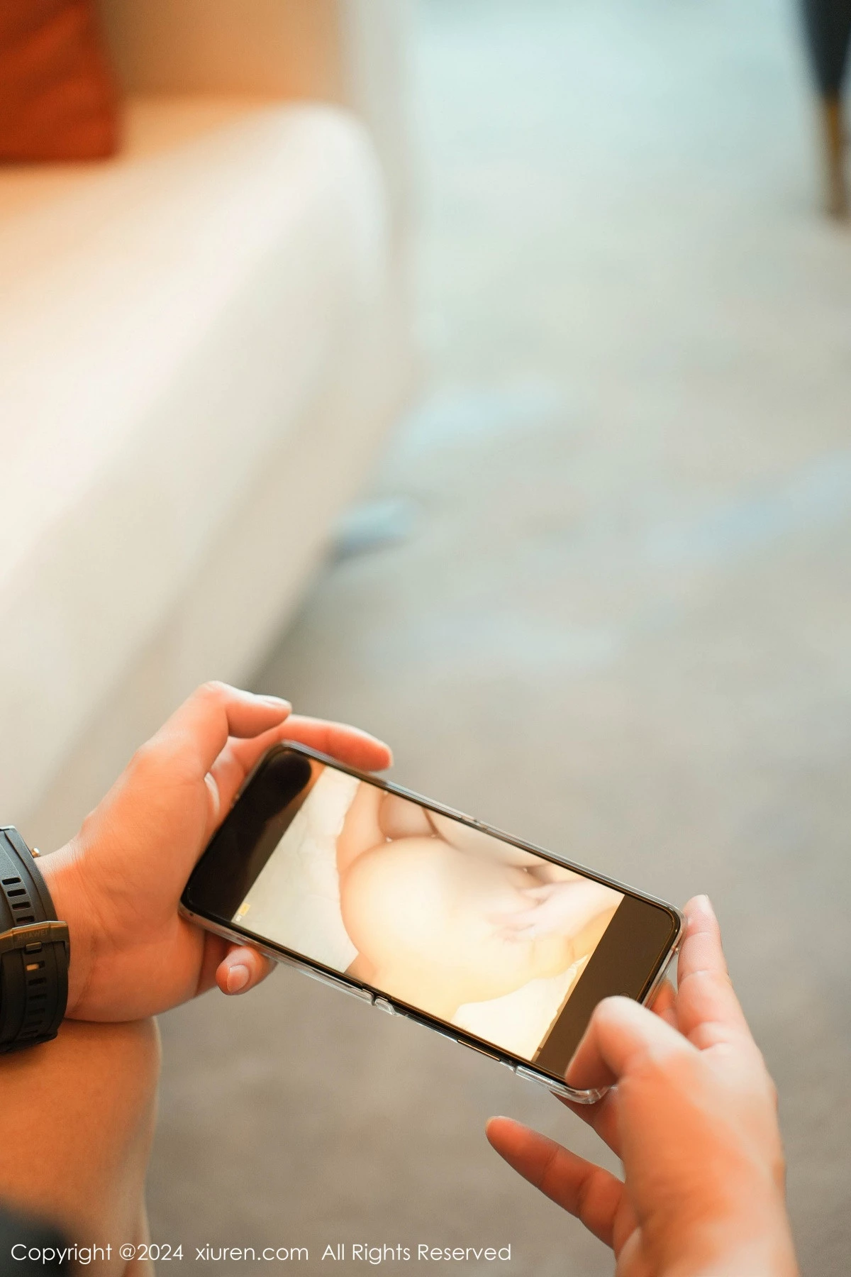 秀人集.com_[XiuRen秀人网]No.8735_模特甜妮性感黑色制服露黑色蕾丝内衣配黑丝袜秀曼妙身姿诱惑写真85P