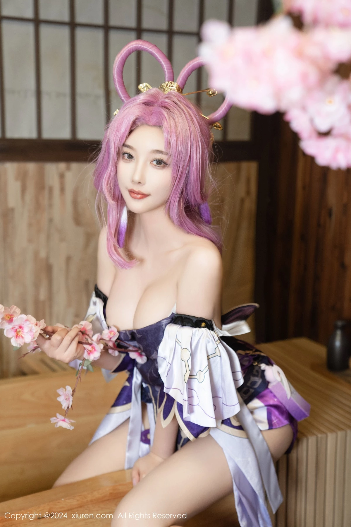 秀人集.com_[XiuRen秀人网]No.8943_女神杨晨晨Yome性感紫色Cosplay服饰配白丝袜秀丰满身材诱惑写真79P