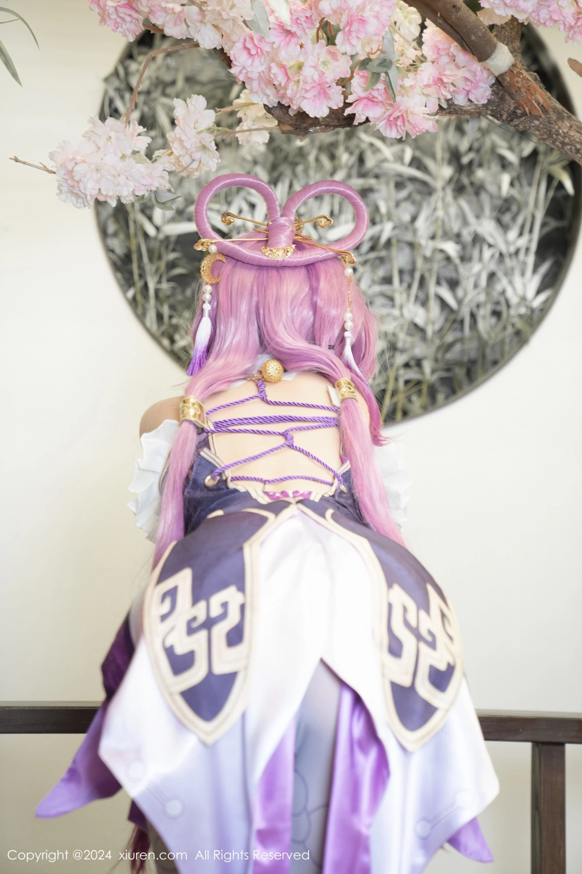 秀人集.com_[XiuRen秀人网]No.8943_女神杨晨晨Yome性感紫色Cosplay服饰配白丝袜秀丰满身材诱惑写真79P