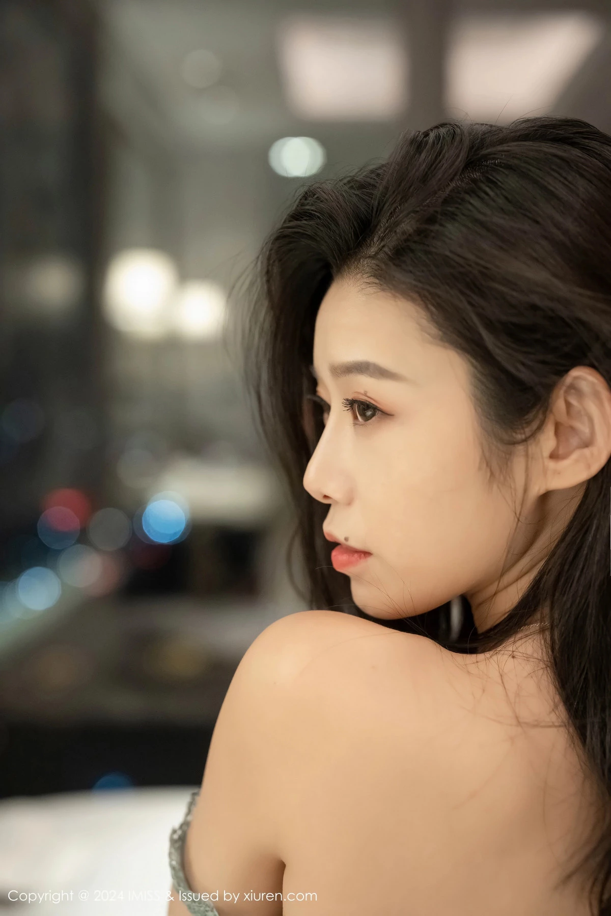 秀人集.com_[IMISS爱蜜社]Vol.774_女神luvian本能性感灰色连衣短裙配超薄黑丝秀曼妙身姿迷人写真43P