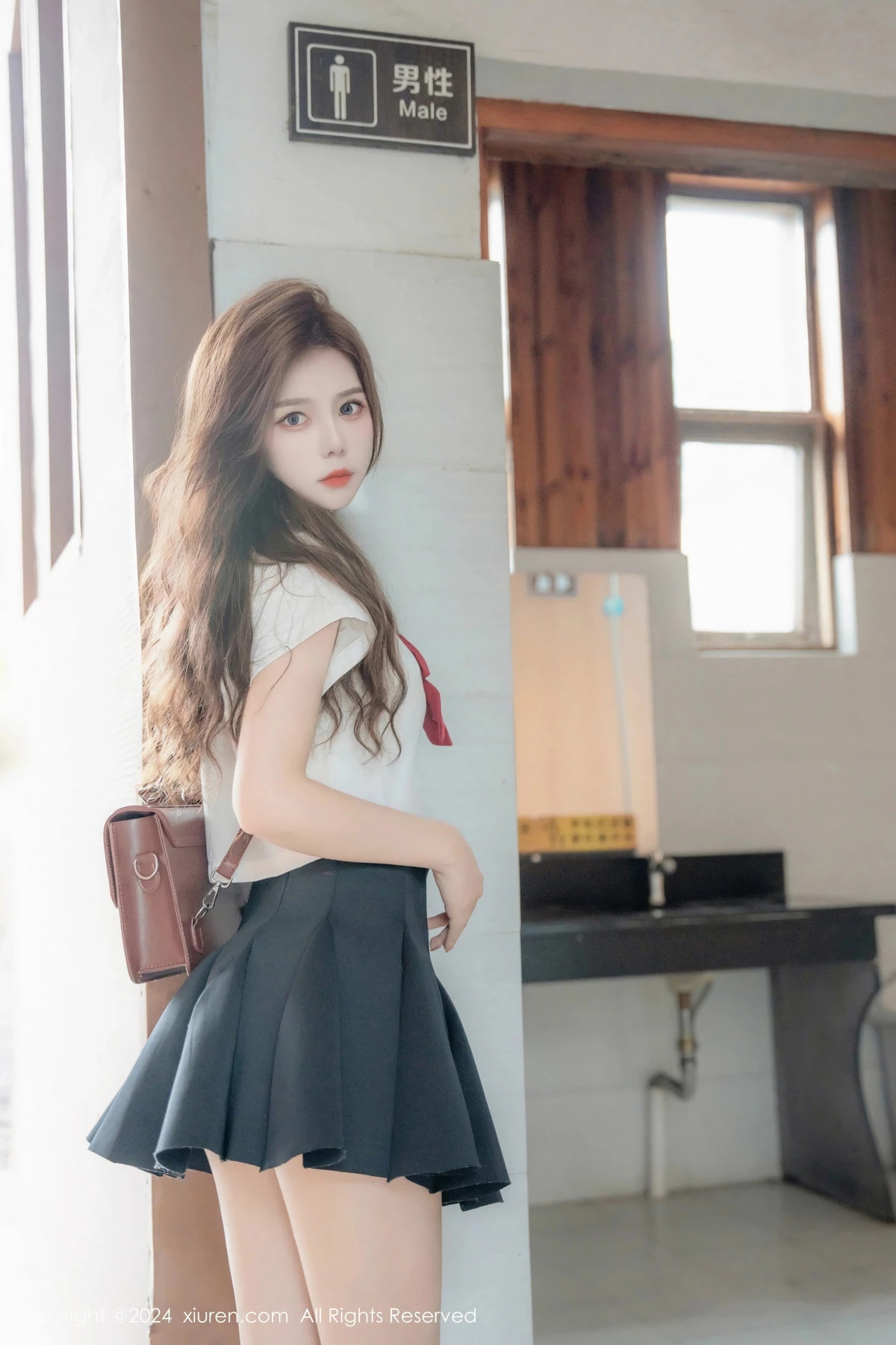 秀人集.com_[XiuRen秀人网]No.8948_新人模特拍黄瓜girl性感JK制服露白色蕾丝内衣秀曼妙身姿诱惑写真81P