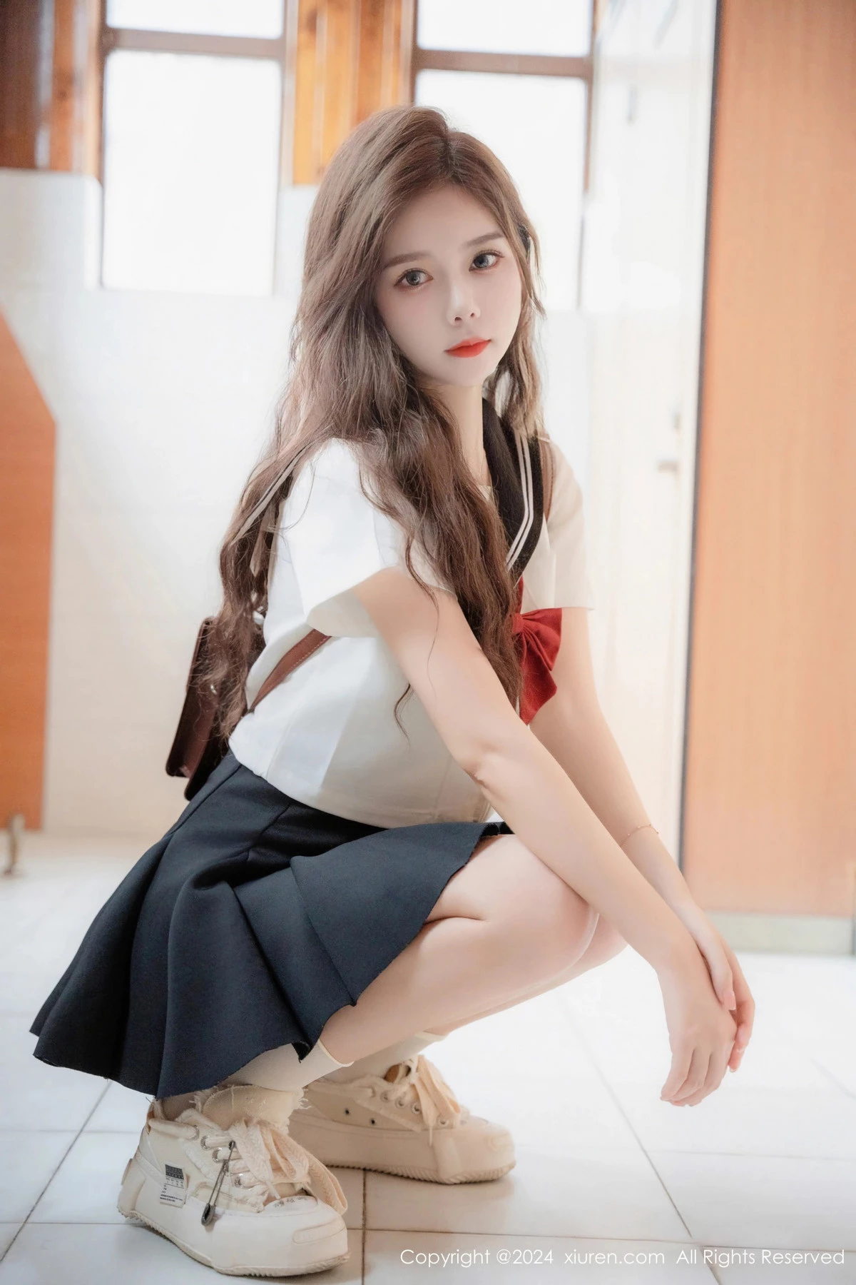 秀人集.com_[XiuRen秀人网]No.8948_新人模特拍黄瓜girl性感JK制服露白色蕾丝内衣秀曼妙身姿诱惑写真81P