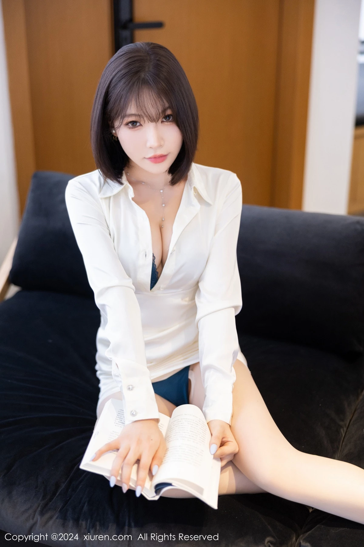 秀人集.com_[XiuRen秀人网]No.8963_女神徐莉芝Booty性感白色服饰露蓝色内衣配白丝袜迷人诱惑写真87P