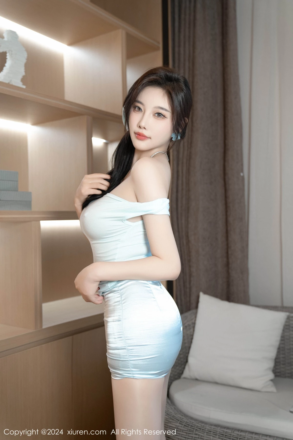 秀人集.com_[XiuRen秀人网]No.8960_女神杨晨晨Yome性感白色连衣短裙配白丝袜秀丰腴身姿诱惑写真89P