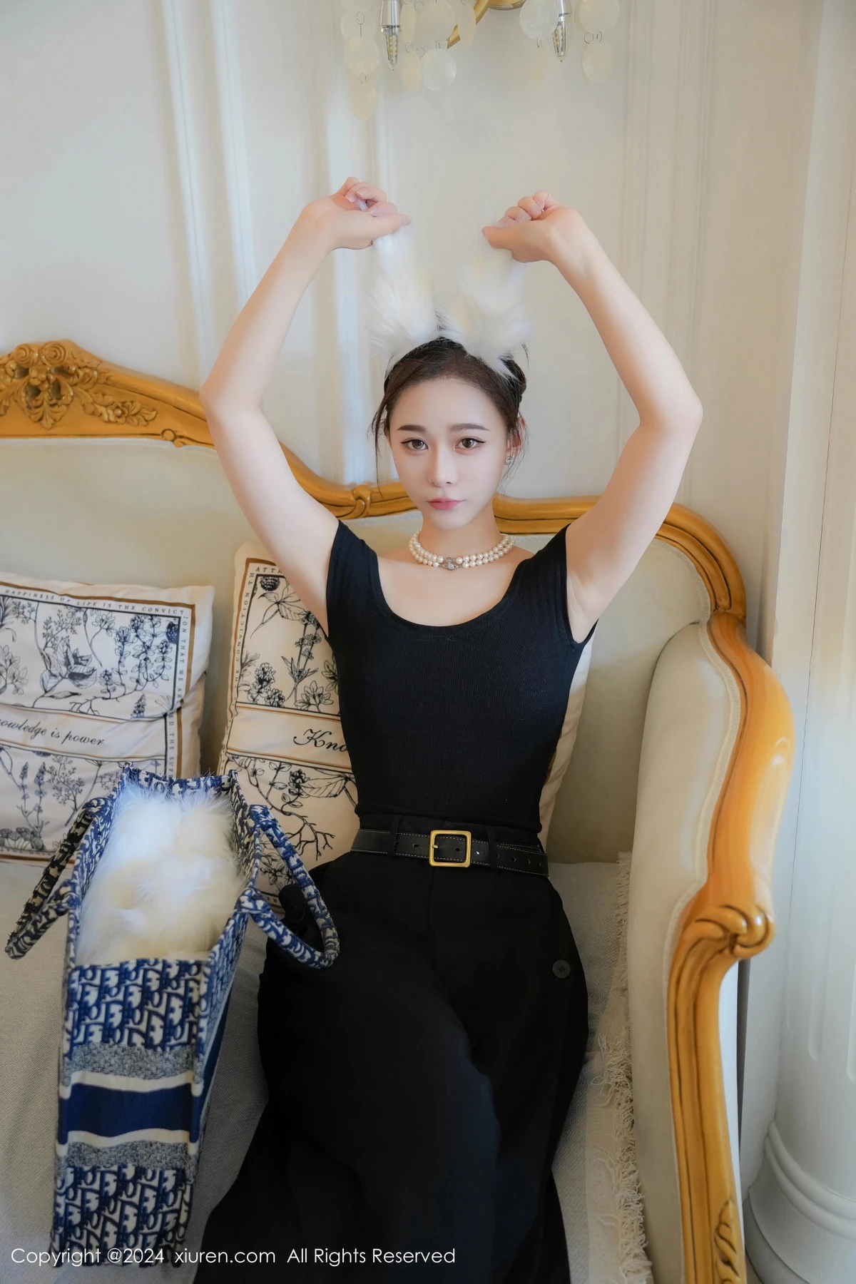 秀人集.com_[XiuRen秀人网]No.8955_模特喵喵JOJO黑色连衣裙露白色情趣内衣秀曼妙身姿诱惑写真80P
