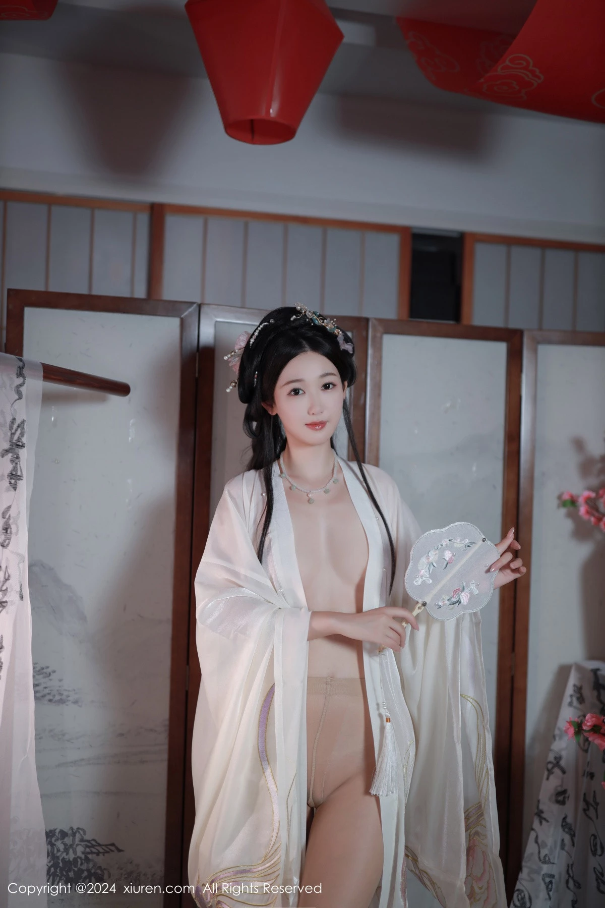 秀人集.com_[XiuRen秀人网]No.8898_模特唐安琪性感浅色古装服饰配超薄无内肉丝秀曼妙身姿诱惑写真81P