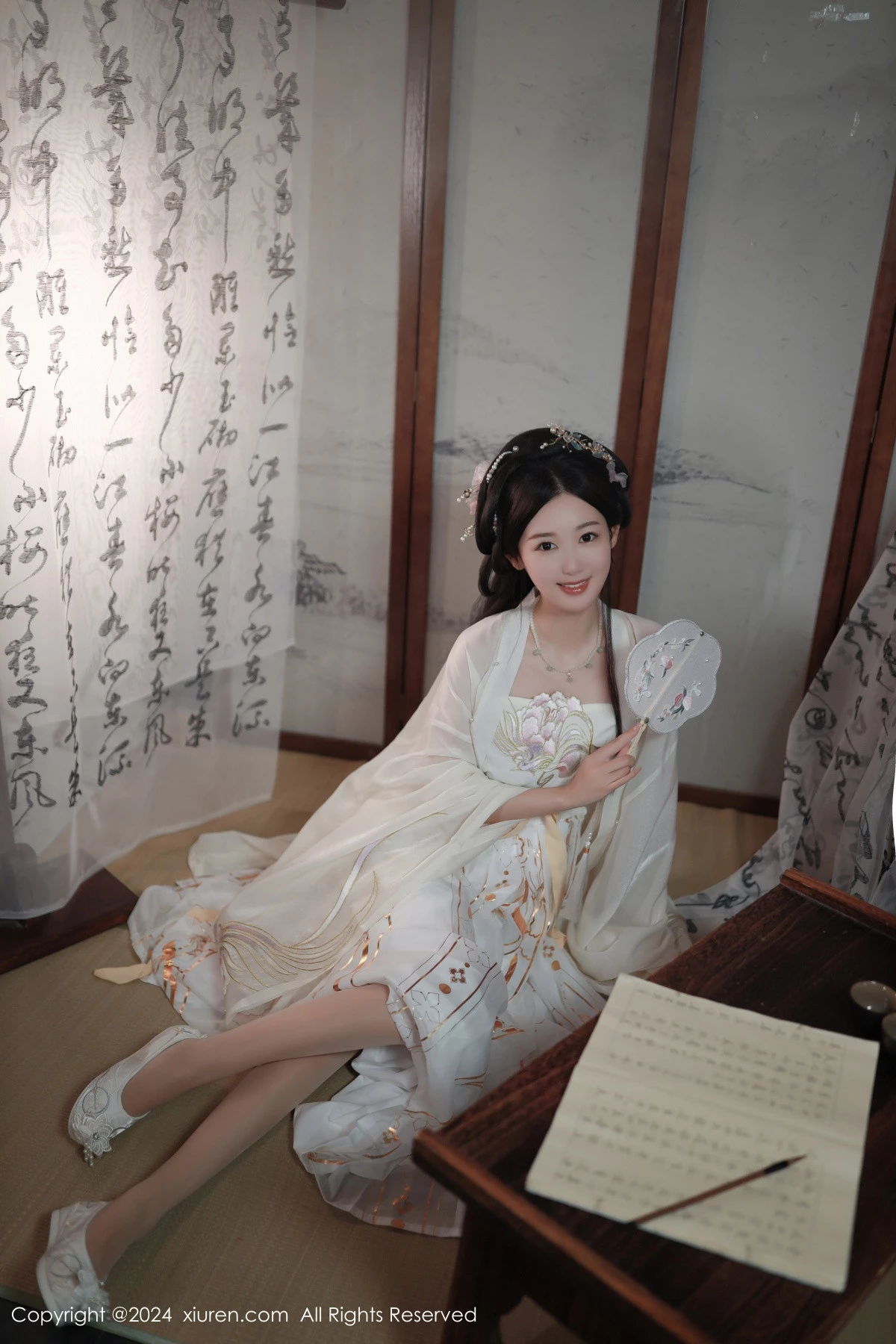 秀人集.com_[XiuRen秀人网]No.8898_模特唐安琪性感浅色古装服饰配超薄无内肉丝秀曼妙身姿诱惑写真81P