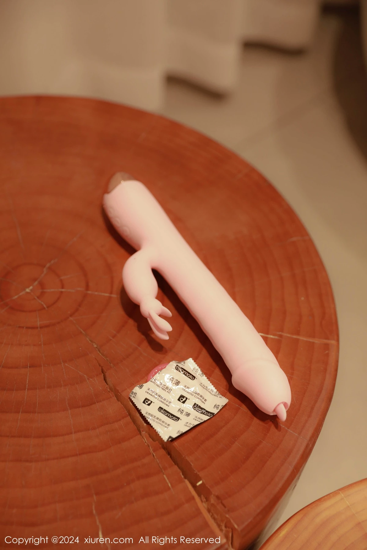 秀人集.com_[XiuRen秀人网]No.8922_模特桃妖夭性感红色情趣服饰配红色丝袜秀曼妙身姿惹火诱惑写真78P