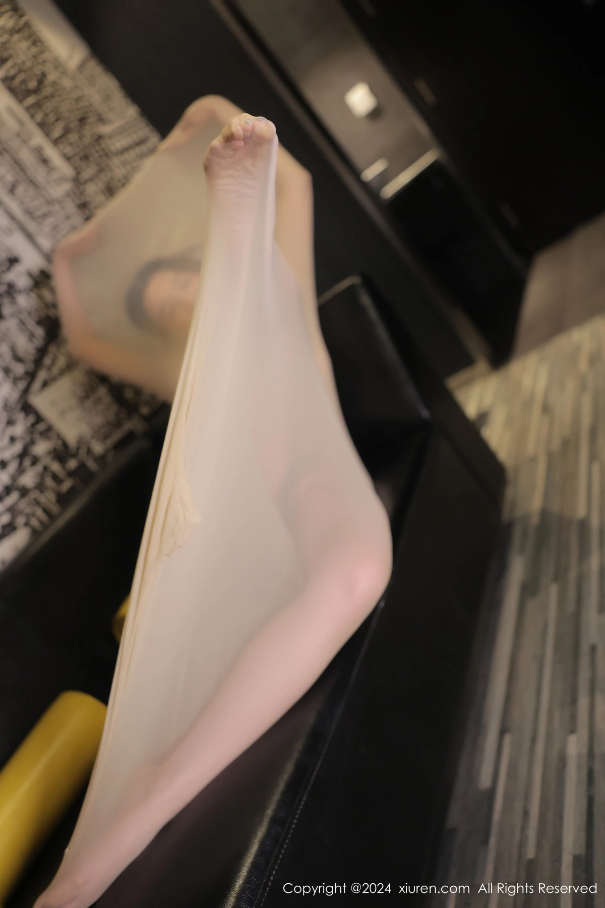 秀人集.com_[XiuRen秀人网]No.9073_模特袁圆居家私房性感弹性肉色连体丝袜秀曼妙身姿完美诱惑写真74P