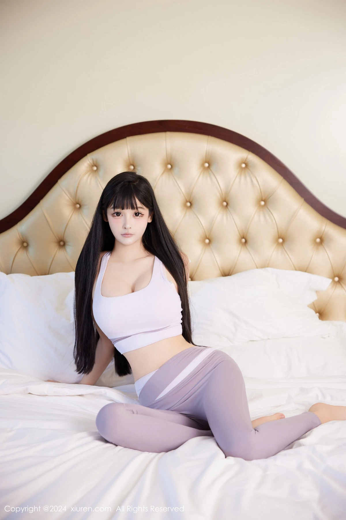 秀人集.com_[XiuRen秀人网]No.9084_模特智恩baby性感紫色瑜伽服露粉色内衣秀丰腴美臀撩人诱惑写真61P