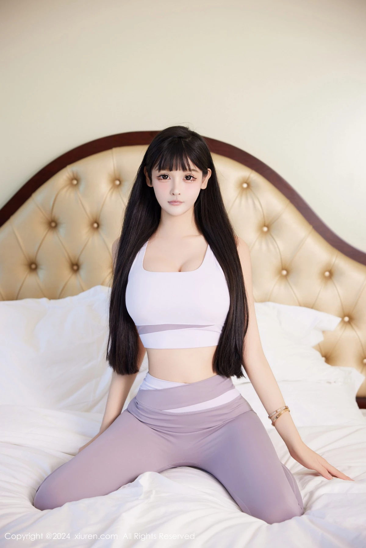 秀人集.com_[XiuRen秀人网]No.9084_模特智恩baby性感紫色瑜伽服露粉色内衣秀丰腴美臀撩人诱惑写真61P