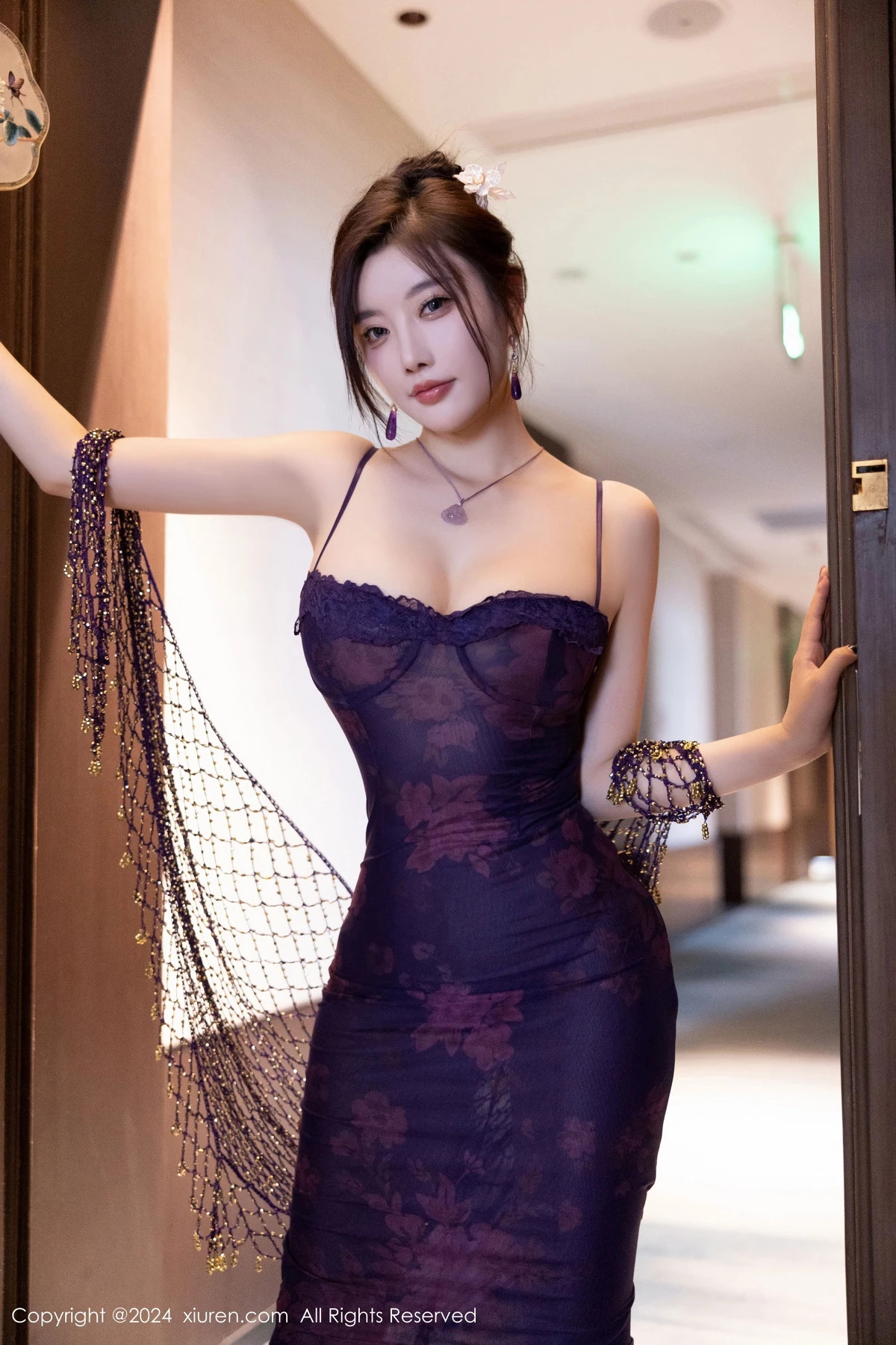 秀人集.com_[XiuRen秀人网]No.9092_女神杨晨晨Yome性感紫色情趣服配紫色丝袜秀丰腴身材诱惑写真80P