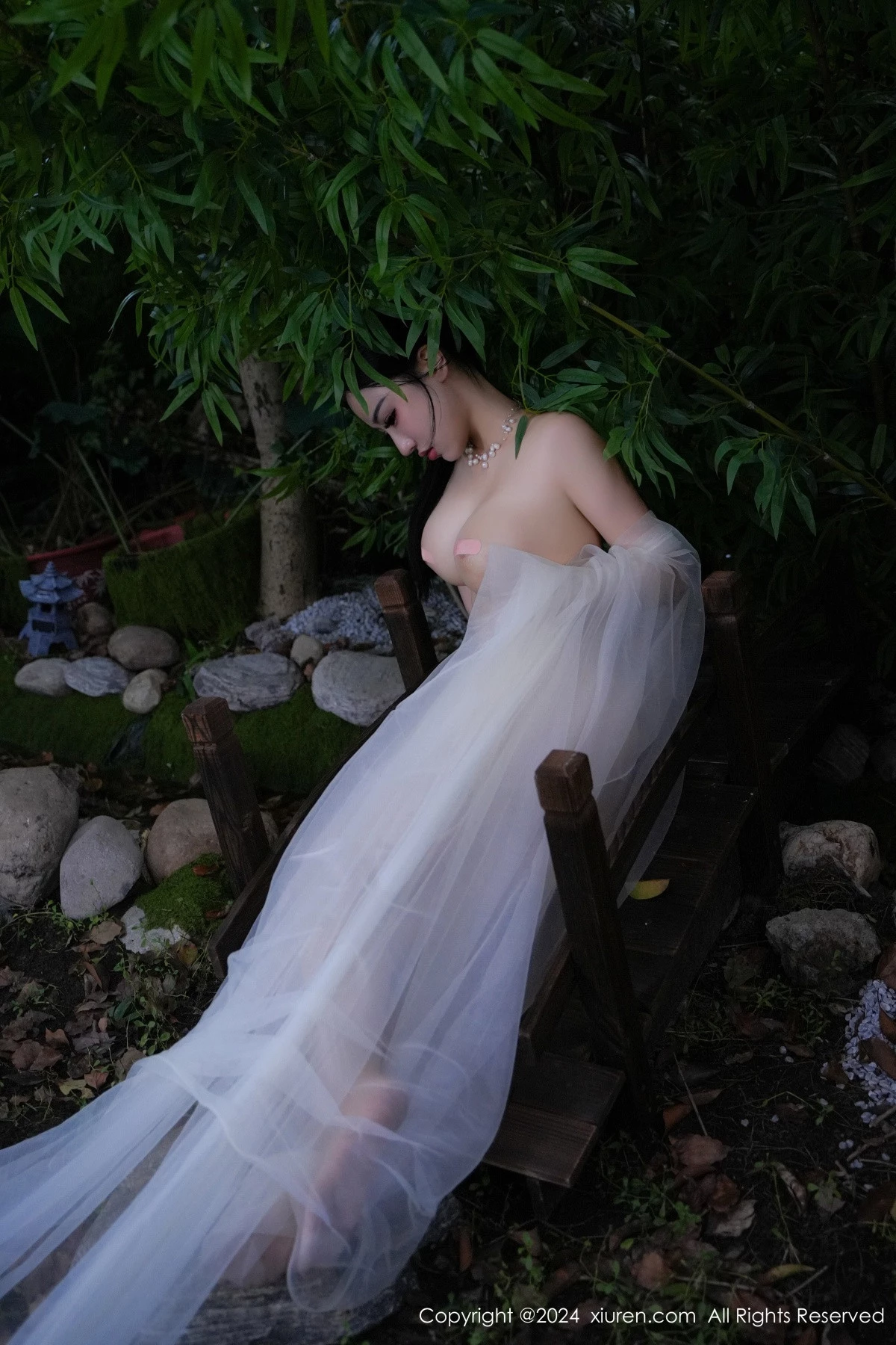 秀人集.com_[XiuRen秀人网]No.9105_模特妙可可Cheese户外场景性感半透白纱秀惹火身材撩人诱惑写真84P