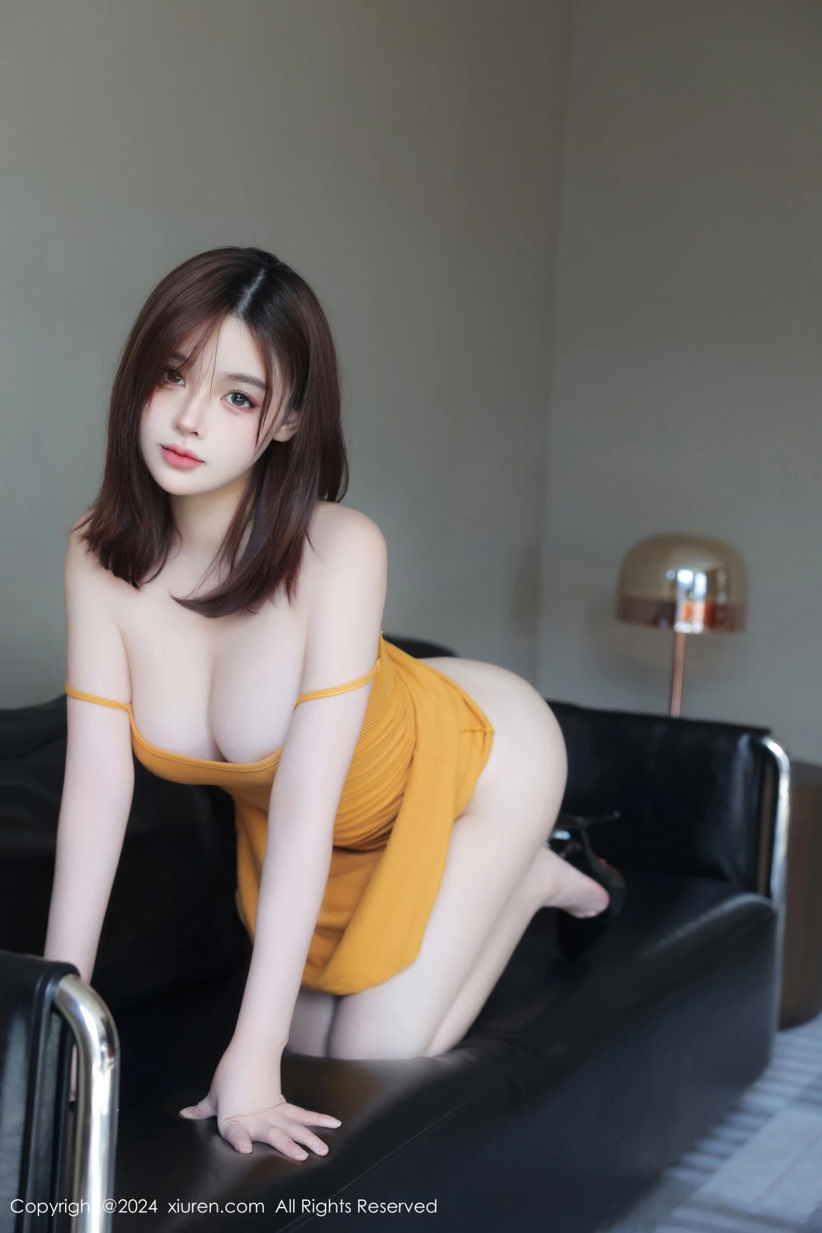 秀人集.com_[XiuRen秀人网]No.9103_新人模特麻布学妹性感浅色吊裙+渔网连体黑丝秀凹凸身材诱惑写真80P